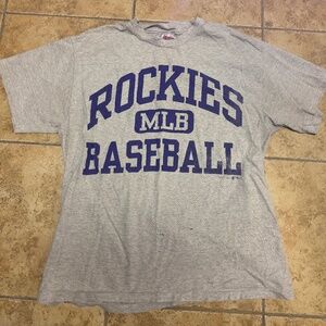 Light grey vintage tee